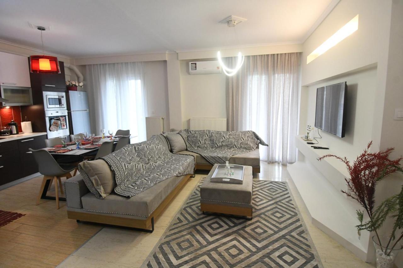 Double A Luxury Apartment Szaloniki Kültér fotó