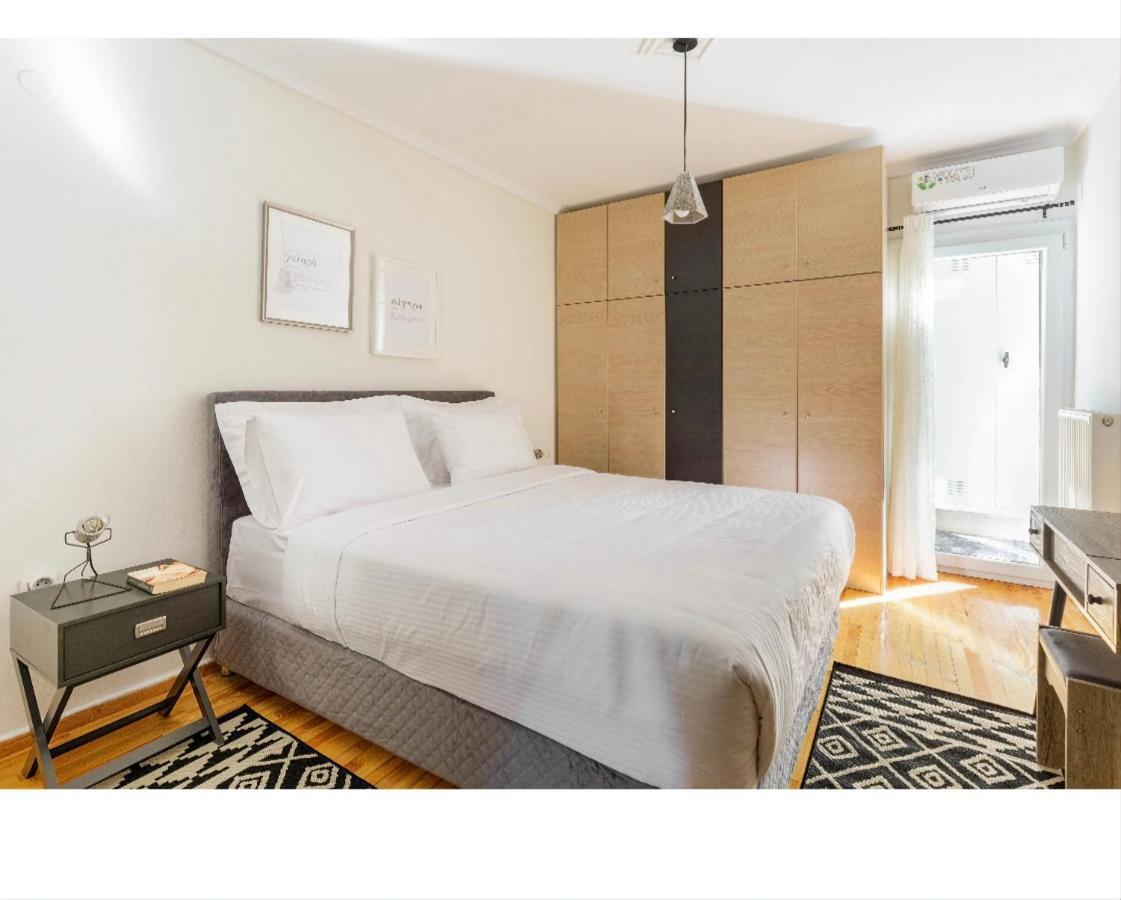 Double A Luxury Apartment Szaloniki Kültér fotó