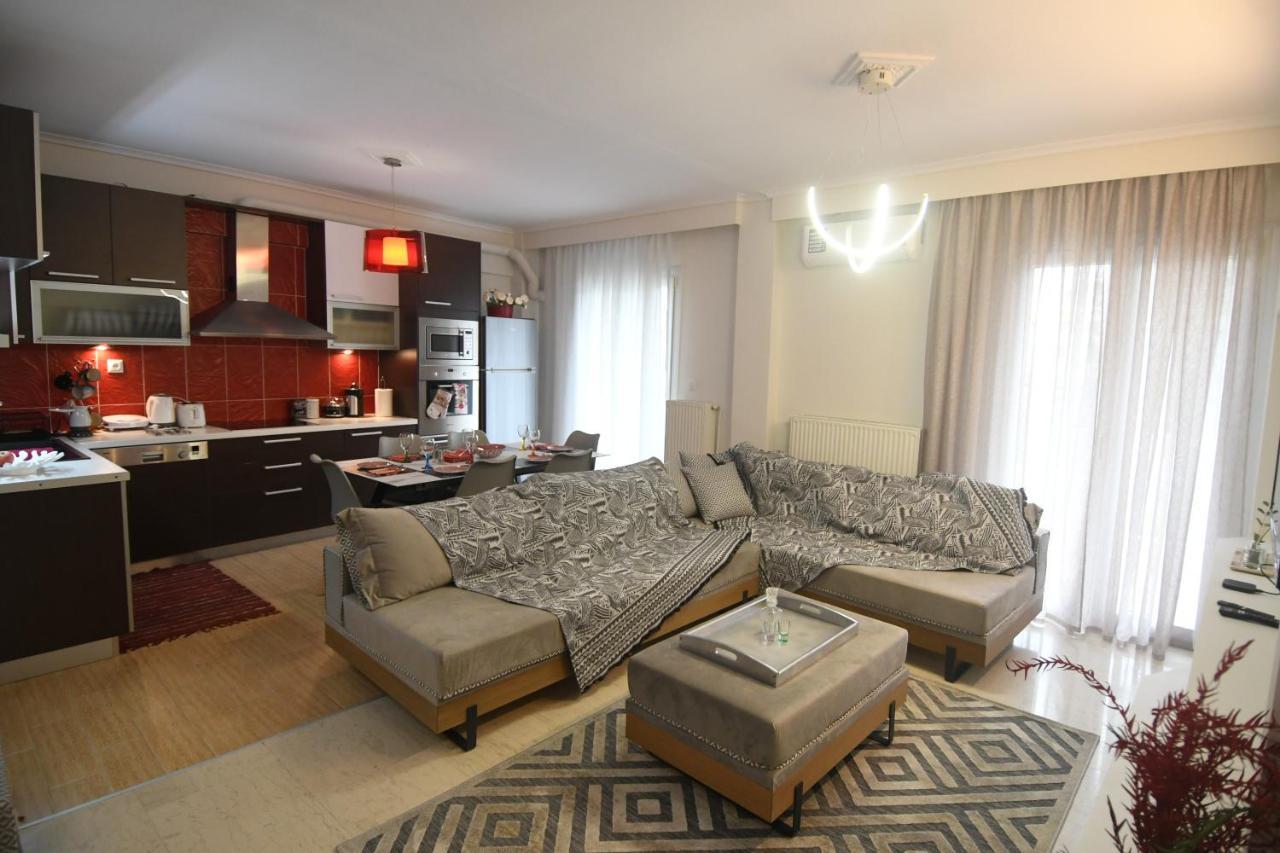 Double A Luxury Apartment Szaloniki Kültér fotó